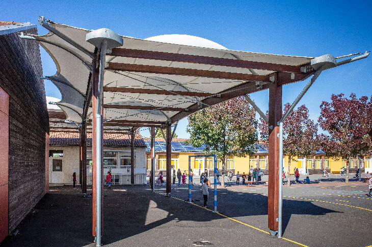 preau scolaire – fontaine le comte (86)