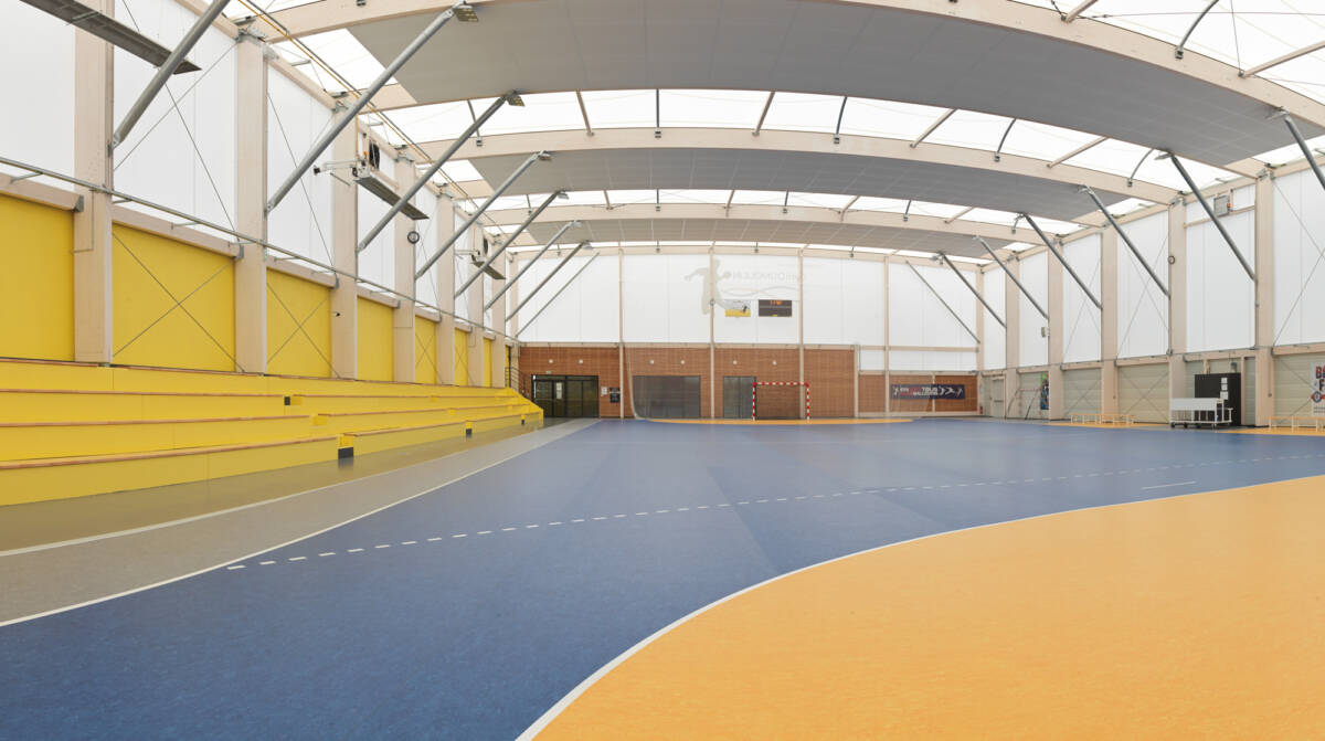 conception and built of a gymnasium in La Chaize Le Vicomte, France