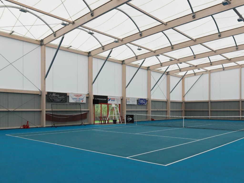 Construction of a tennis hall in La Chaize Le Vicomte (France)