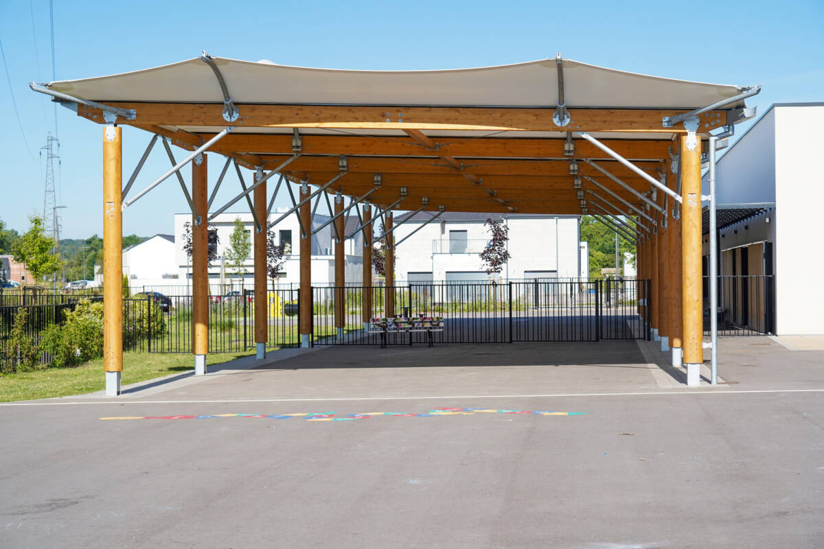 Construction d’un préau au sein du groupe scolaire de Terville.
