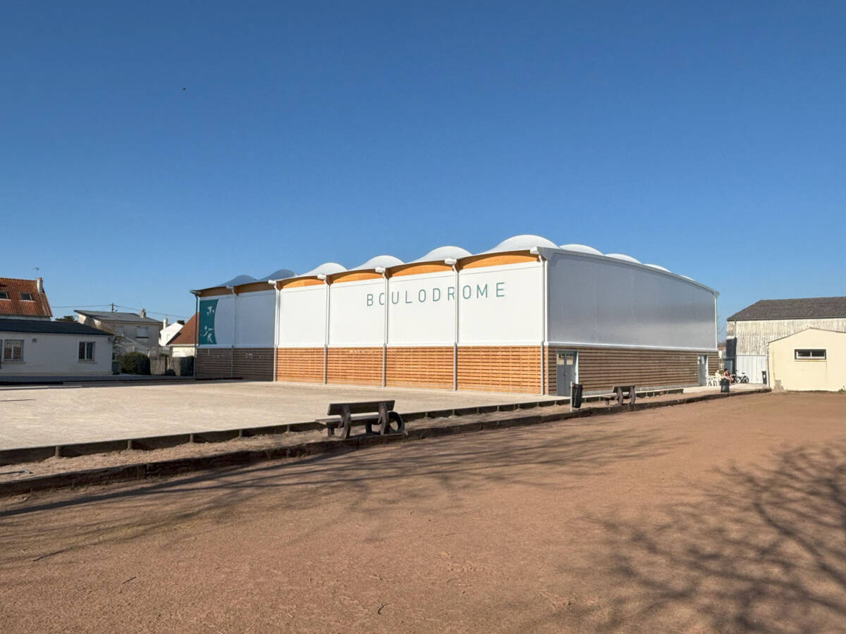 Construction d’un boulodrome couvert alliant esthétique, confort et simplicité à Berck-sur-Mer