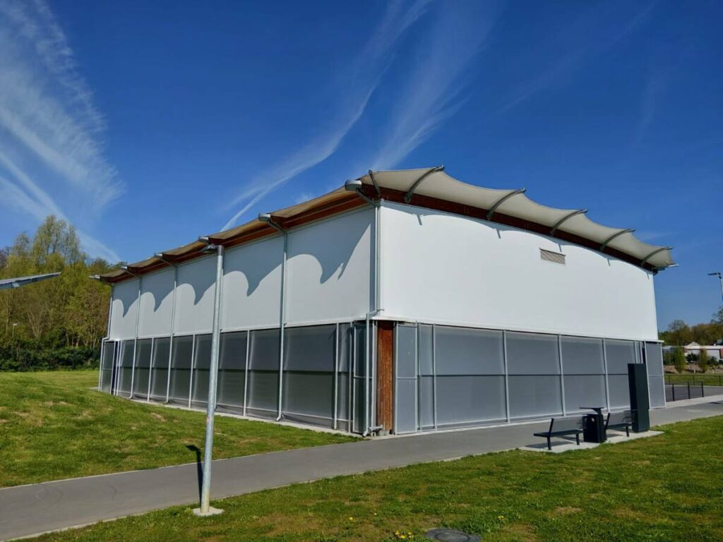 Construction préau sportif à Gladbeck, Allemagne